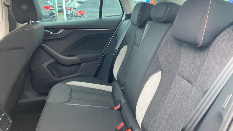 Skoda Kamiq 1.0 TSI 110 SE L Executive 5dr Petrol Hatchback